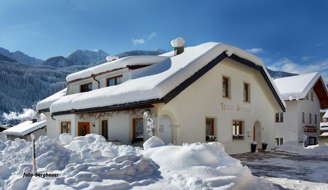 Haus Arnold - Privatzimmer Und Ferienwohnungen Sillian Eksteriør billede